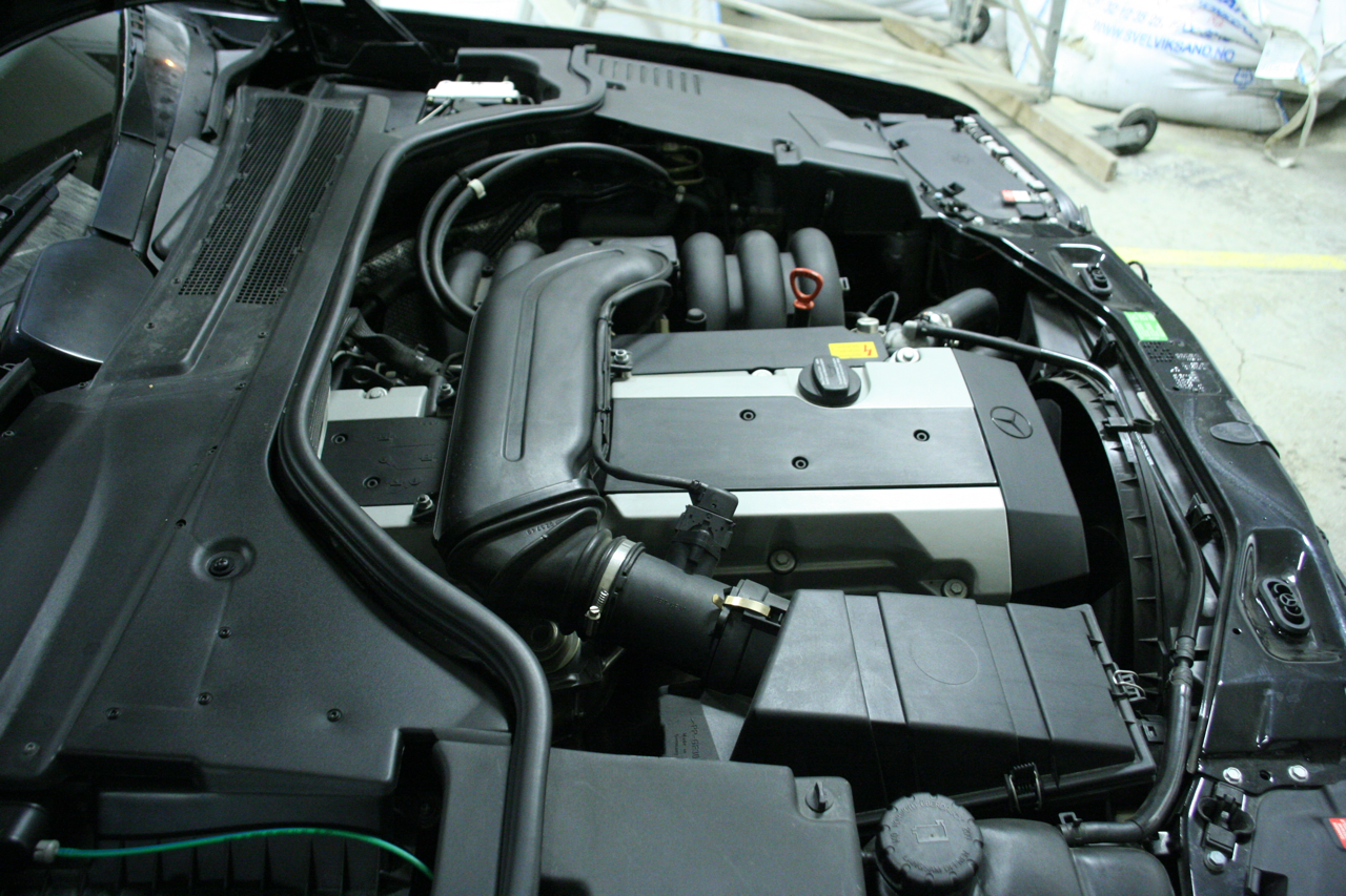 Mercedes benz m104 engine specifications