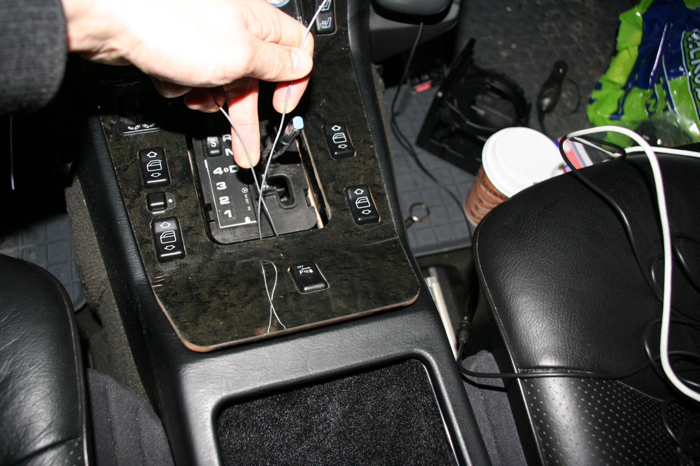 Remove center console mercedes w140 #7