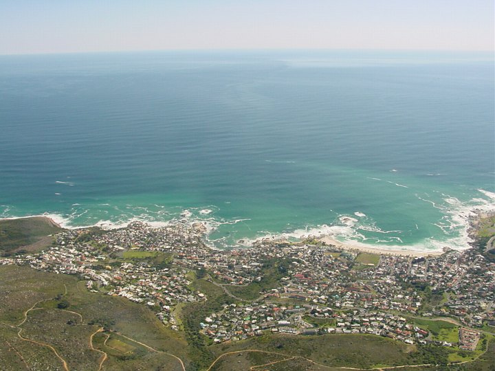 04042CapeTownCliftonBeach.jpg