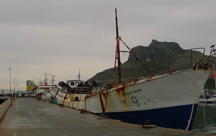 04079MarinersWharfSlitenSkute.jpg