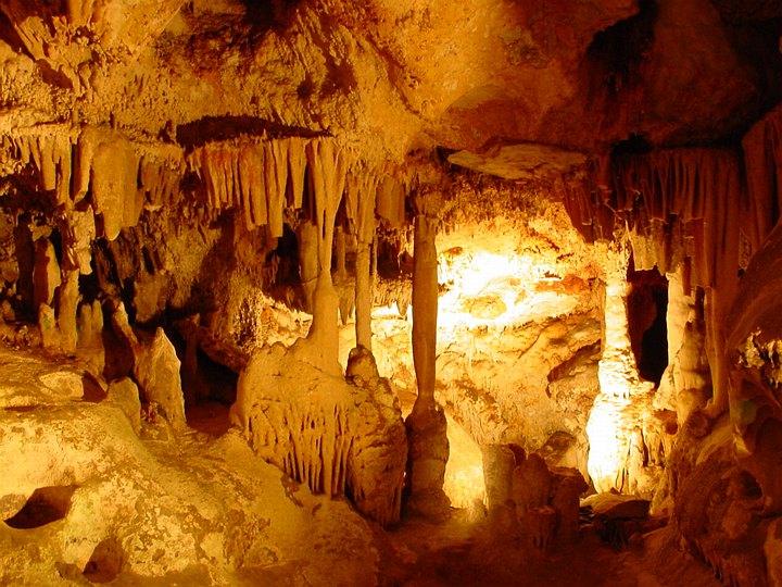 04280OudtshoornCangoCaves2.jpg