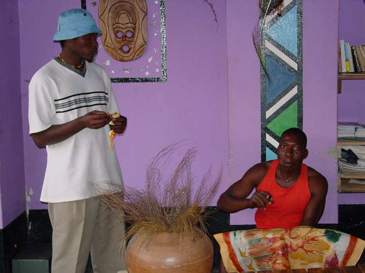 05024ManziniMbhekwaOgMozambiqueren.jpg