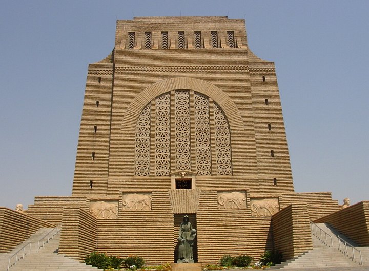 05229PretoriaInngangVoortrekkermonumentet.jpg