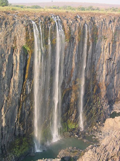 05392VicFallsRainbowFallsFraZimbabwe.jpg