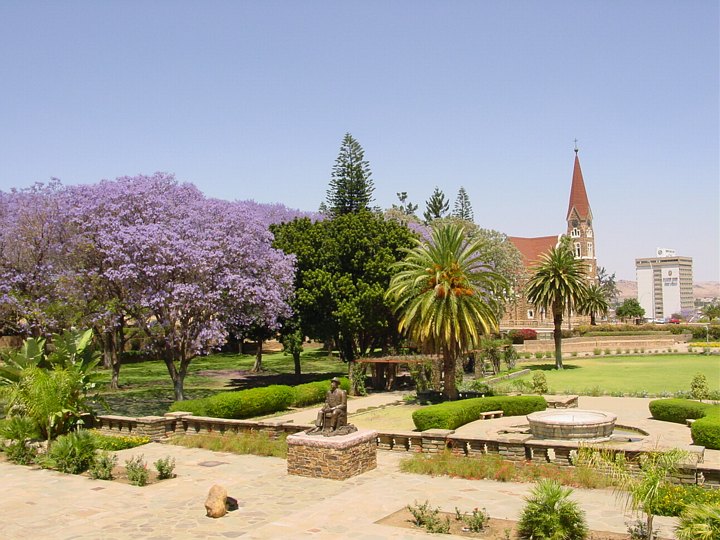 05832WindhoekParlamentsparken.jpg