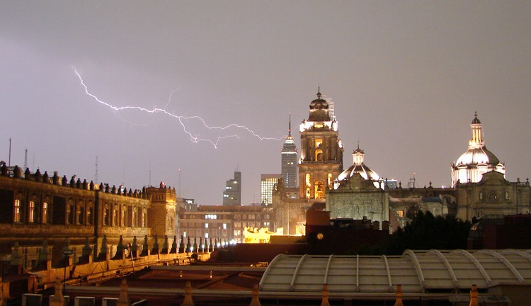 DSC06784MexicoCityLynnedslag.JPG